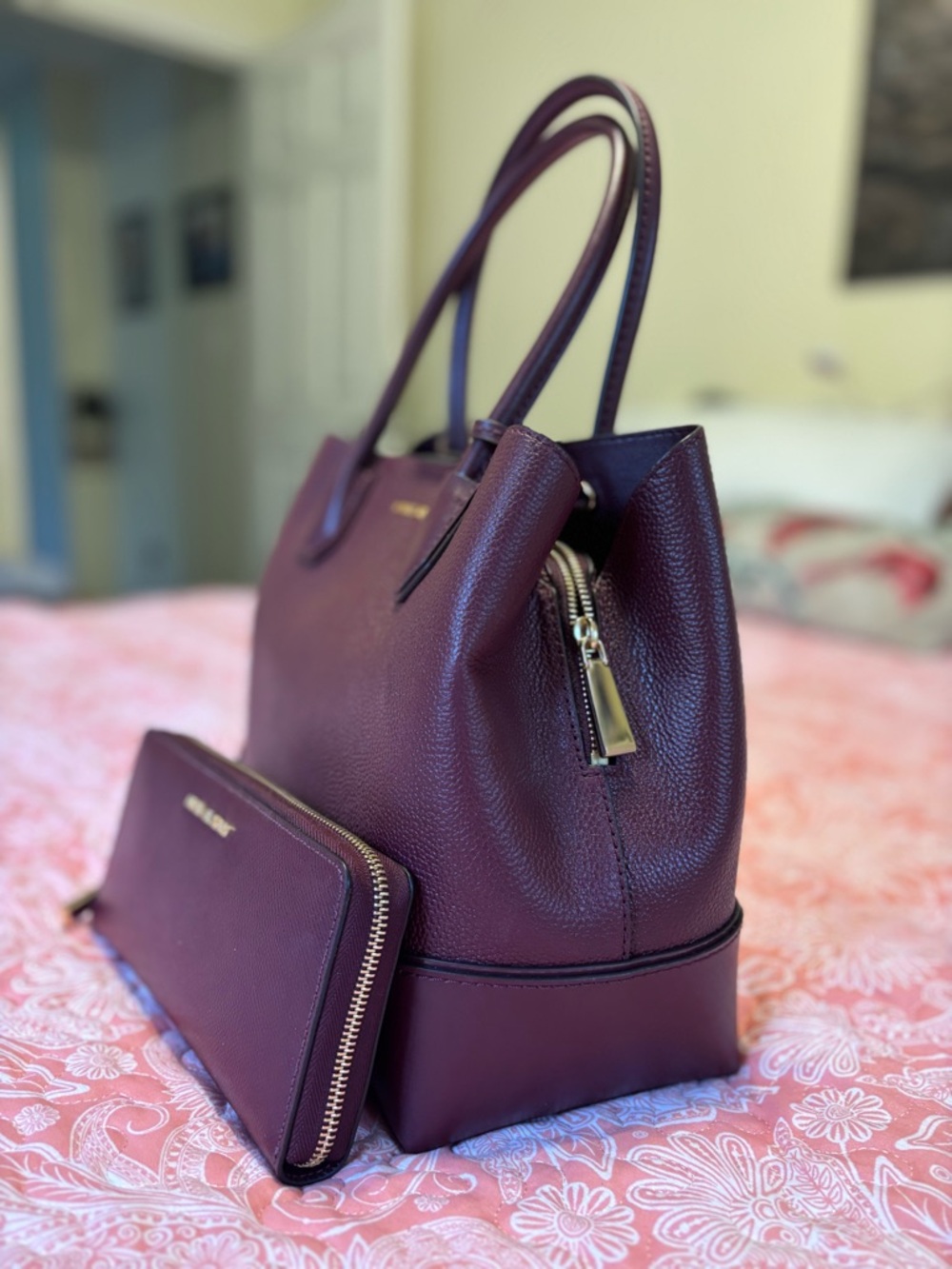 Michael Kors Satchel Handbag - Picture 4 of 16